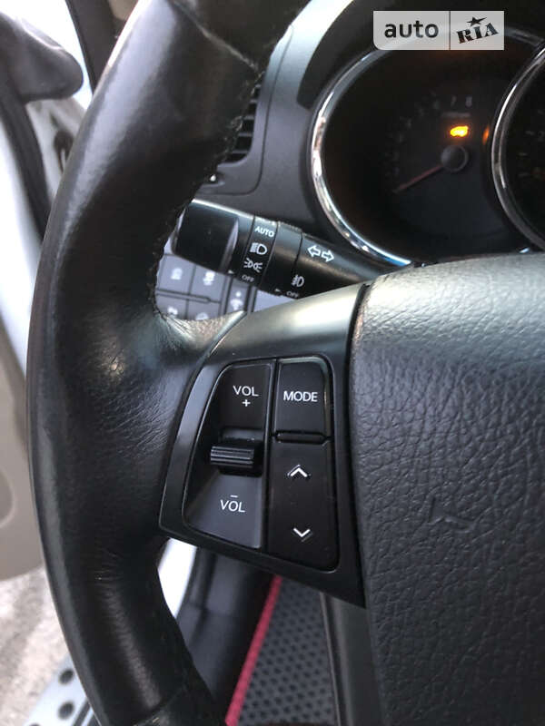 Внедорожник / Кроссовер Kia Sorento 2012 в Ровно