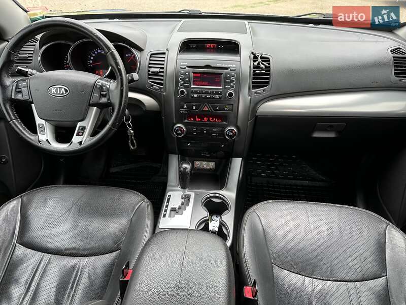 Внедорожник / Кроссовер Kia Sorento 2011 в Львове