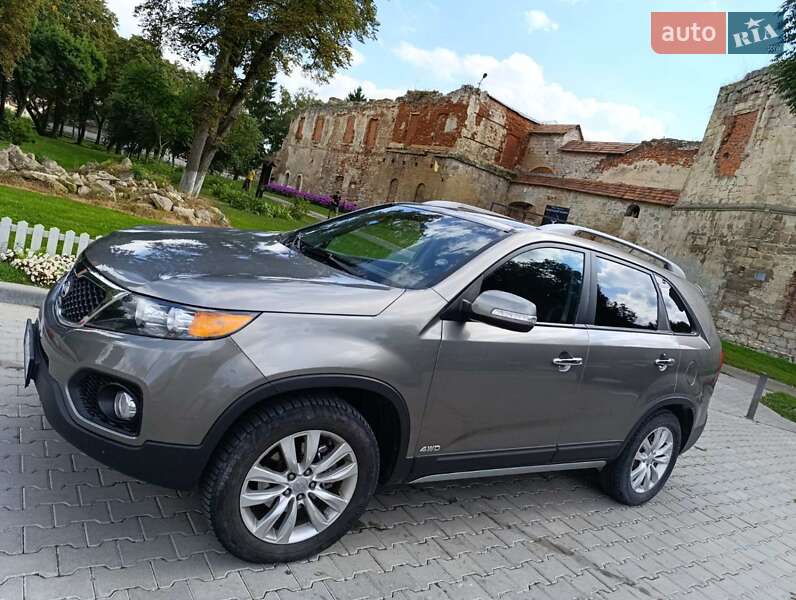Внедорожник / Кроссовер Kia Sorento 2009 в Бережанах