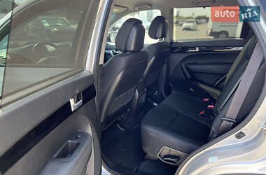 Внедорожник / Кроссовер Kia Sorento 2014 в 