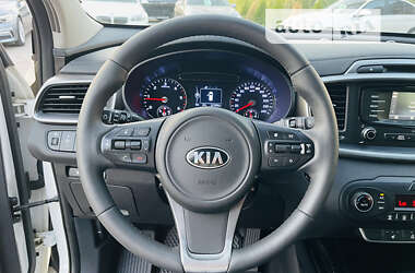 Внедорожник / Кроссовер Kia Sorento 2017 в 