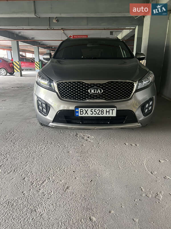 Внедорожник / Кроссовер Kia Sorento 2015 в Хмельницком