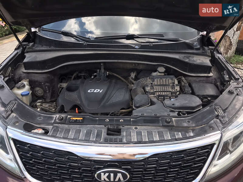 Внедорожник / Кроссовер Kia Sorento 2013 в Скалате