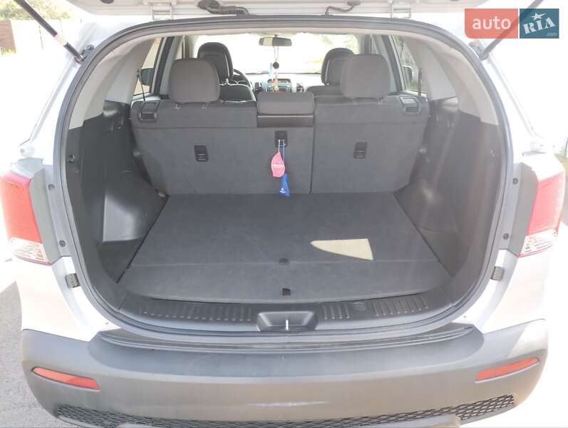 Внедорожник / Кроссовер Kia Sorento 2011 в Киеве
