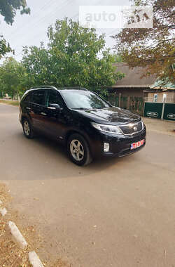 Внедорожник / Кроссовер Kia Sorento 2014 в Белгороде-Днестровском