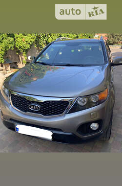 Внедорожник / Кроссовер Kia Sorento 2010 в Остроге