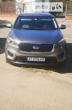 Внедорожник / Кроссовер Kia Sorento 2015 в Калуше