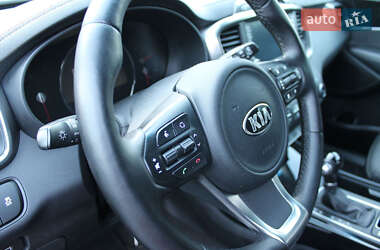 Позашляховик / Кросовер Kia Sorento 2015 в 