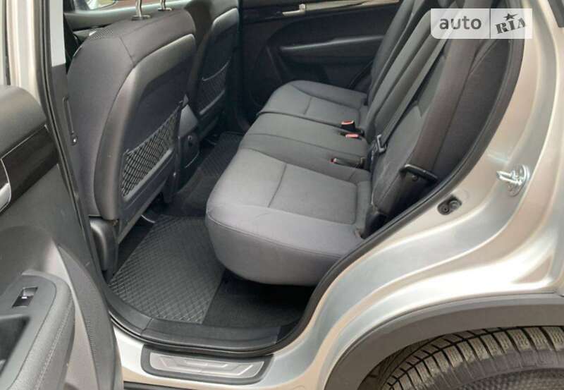 Позашляховик / Кросовер Kia Sorento 2011 в Рівному фото 11 Позашляховик / Кросовер Kia Sorento 2011 в Рівному