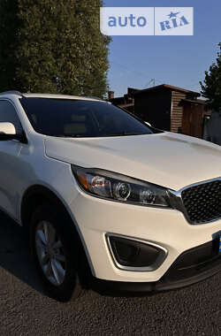 Внедорожник / Кроссовер Kia Sorento 2017 в Днепре