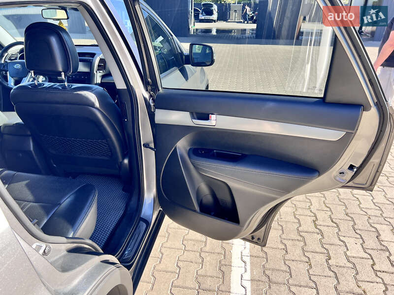 Внедорожник / Кроссовер Kia Sorento 2009 в Шептицькому