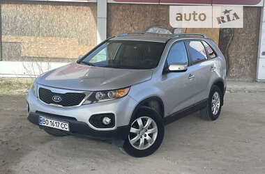 Позашляховик / Кросовер Kia Sorento 2011 в Тернополі