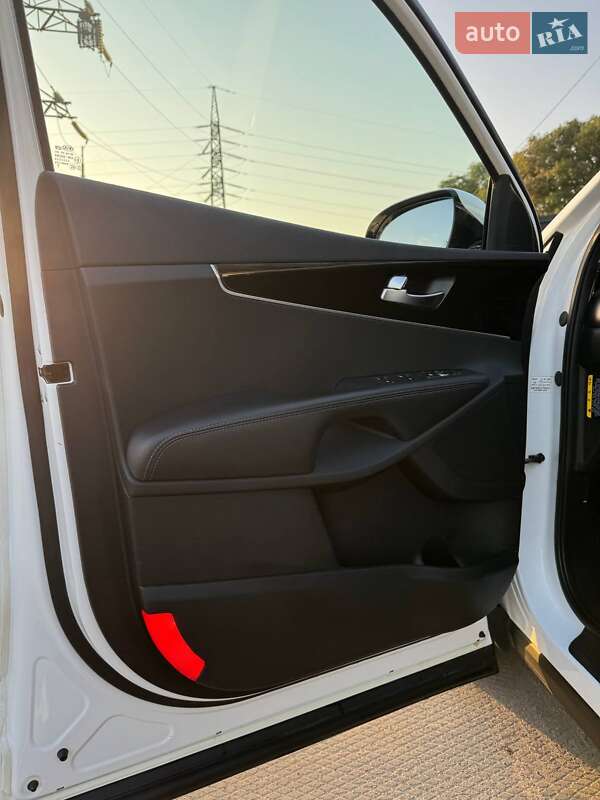 Позашляховик / Кросовер Kia Sorento 2017 в Одесі