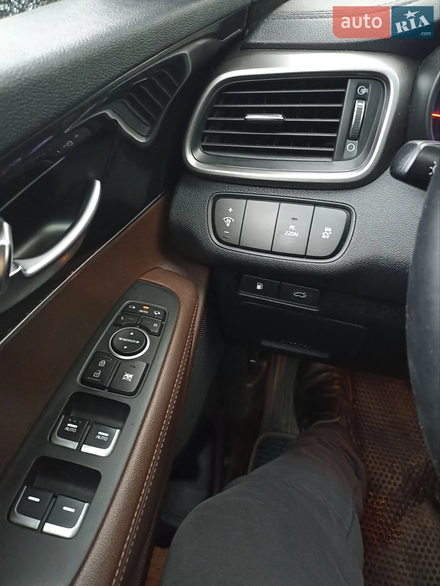 KIA Sorento 2016 VIN KNAPH81ABGA194397 фото оголошення 11 з 13