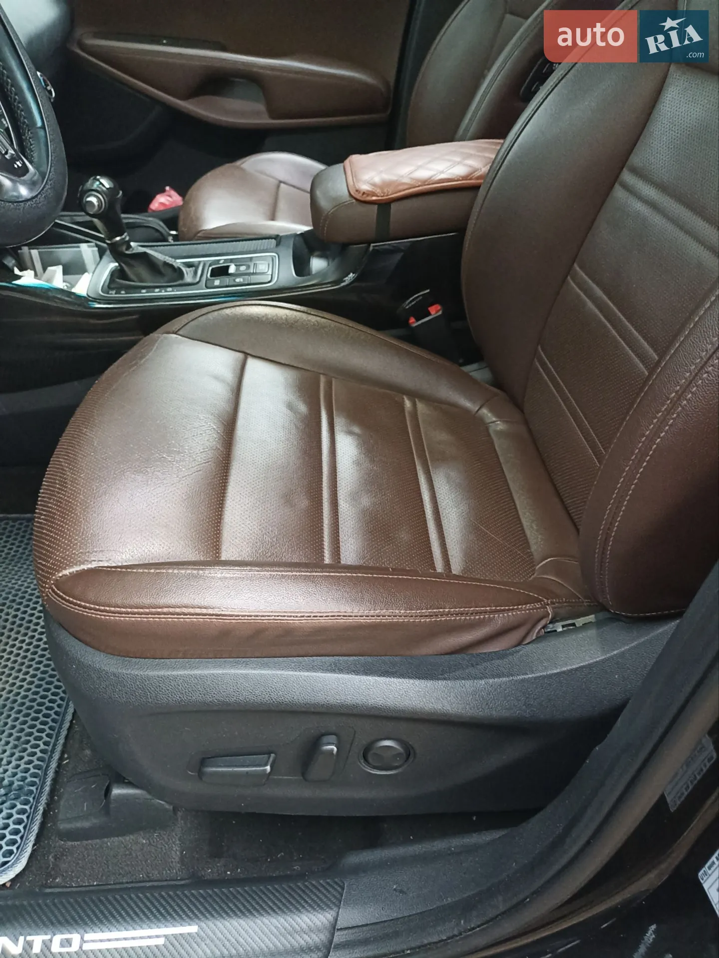 KIA Sorento 2016 VIN KNAPH81ABGA194397 фото оголошення 12 з 13
