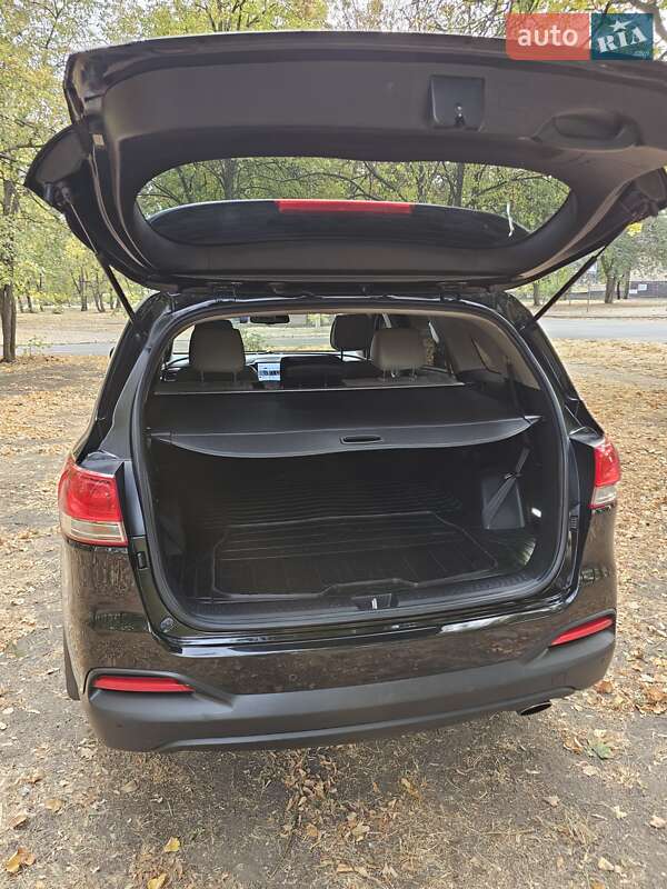 Позашляховик / Кросовер Kia Sorento 2015 в Харкові фото 43 Позашляховик / Кросовер Kia Sorento 2015 в Харкові