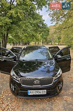 Внедорожник / Кроссовер Kia Sorento 2015 в Харькове