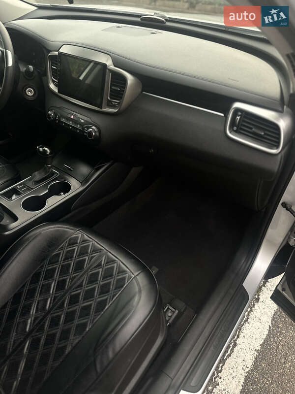 Позашляховик / Кросовер Kia Sorento 2016 в Херсоні