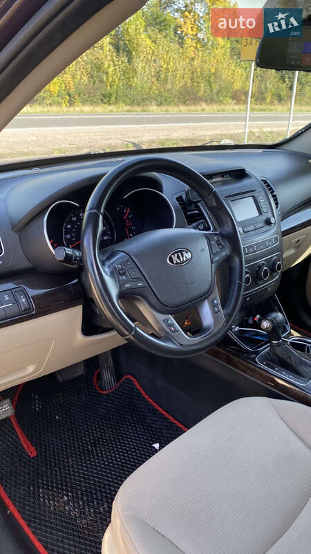 Внедорожник / Кроссовер Kia Sorento 2014 в Винниках