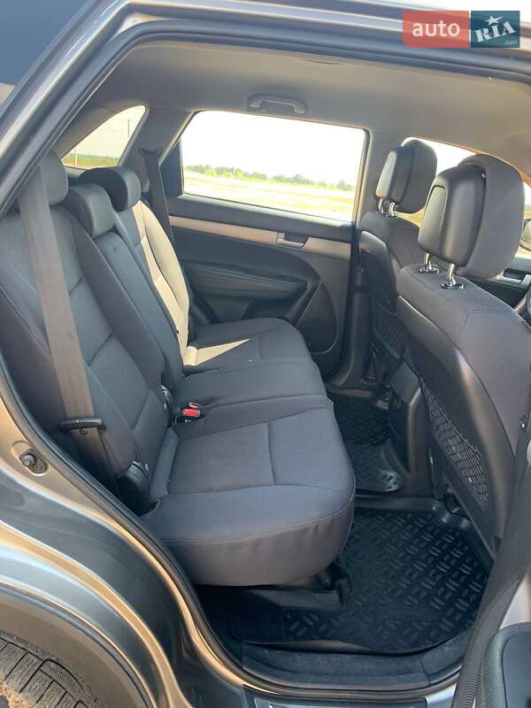 Внедорожник / Кроссовер Kia Sorento 2011 в Ровно