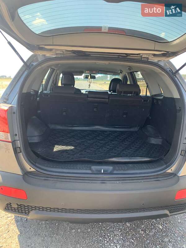 Внедорожник / Кроссовер Kia Sorento 2011 в Ровно