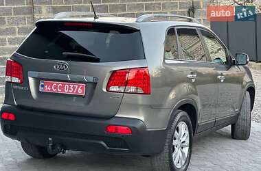 Внедорожник / Кроссовер Kia Sorento 2010 в Надворной