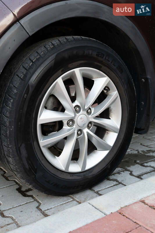 Позашляховик / Кросовер Kia Sorento 2015 в Львові