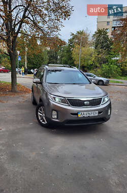 Позашляховик / Кросовер Kia Sorento 2014 в Києві