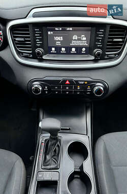 Внедорожник / Кроссовер Kia Sorento 2018 в Харькове