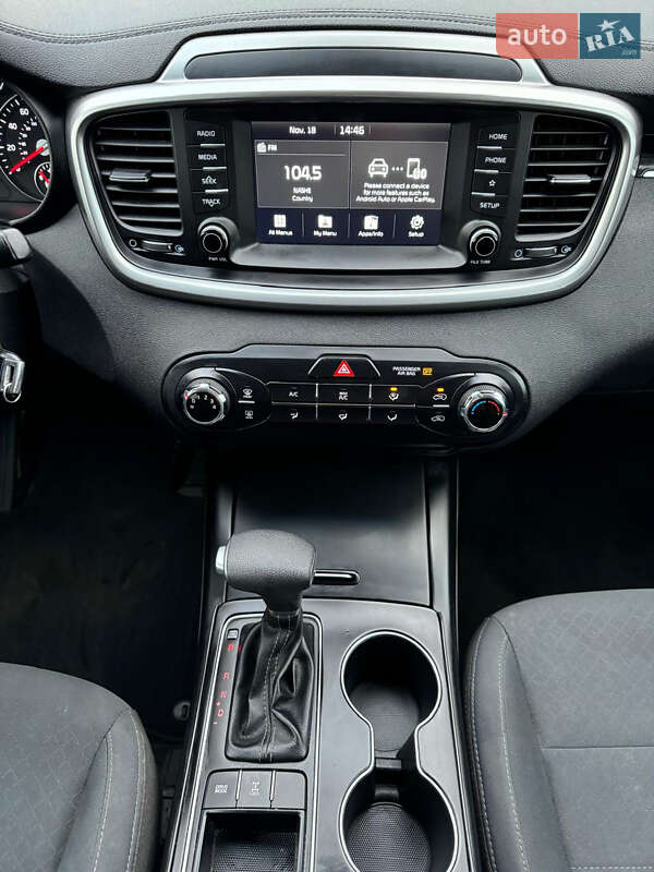 Внедорожник / Кроссовер Kia Sorento 2018 в Харькове