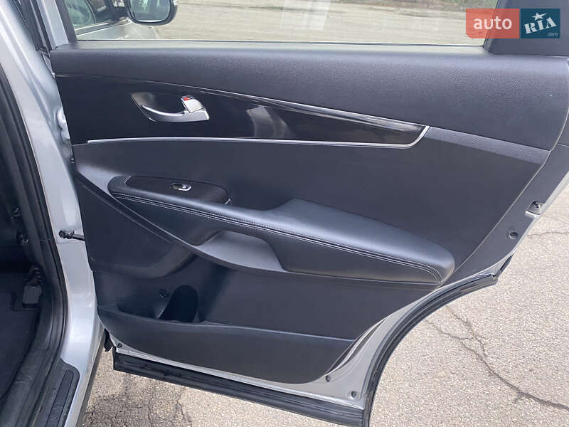 Внедорожник / Кроссовер Kia Sorento 2018 в Харькове