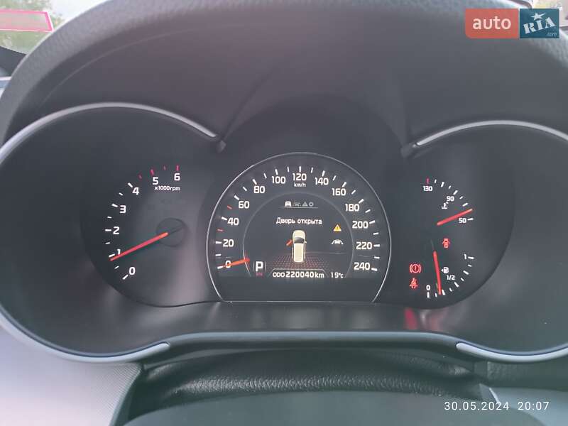 Позашляховик / Кросовер Kia Sorento 2014 в Полонному