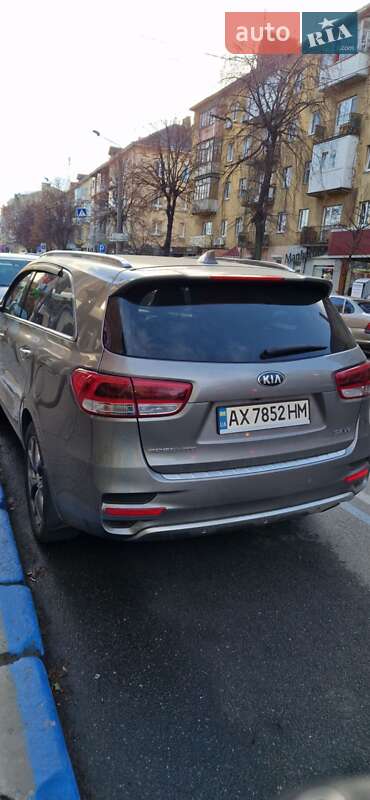 Внедорожник / Кроссовер Kia Sorento 2015 в Ивано-Франковске фото 2 Внедорожник / Кроссовер Kia Sorento 2015 в Ивано-Франковске