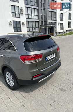 Внедорожник / Кроссовер Kia Sorento 2016 в 