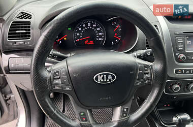 Внедорожник / Кроссовер Kia Sorento 2014 в Киеве