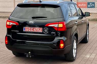 Позашляховик / Кросовер Kia Sorento 2013 в Стрию