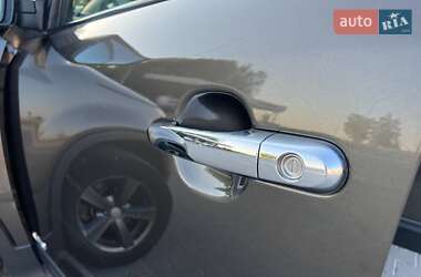 Внедорожник / Кроссовер Kia Sorento 2011 в 