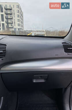 Внедорожник / Кроссовер Kia Sorento 2011 в 