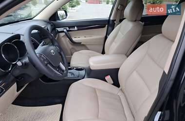Внедорожник / Кроссовер Kia Sorento 2013 в 