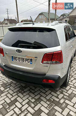 Внедорожник / Кроссовер Kia Sorento 2011 в Новоселице