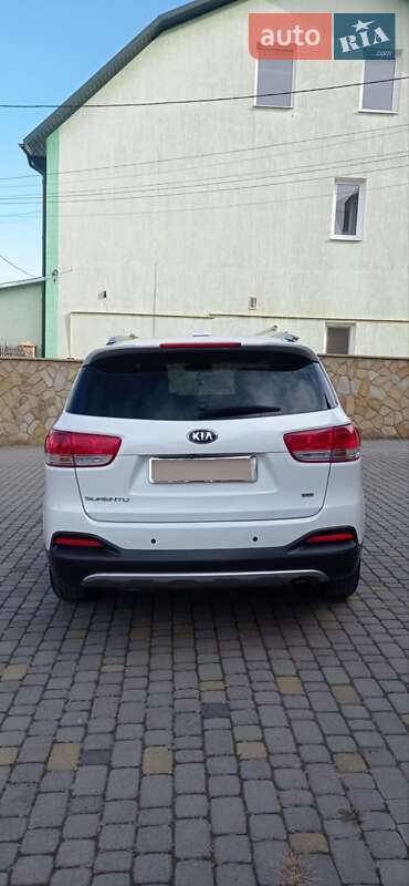 Позашляховик / Кросовер Kia Sorento 2016 в Гусятині