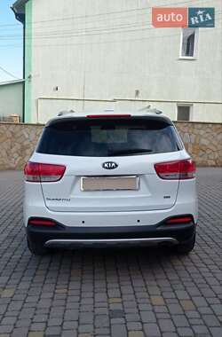 Внедорожник / Кроссовер Kia Sorento 2016 в 