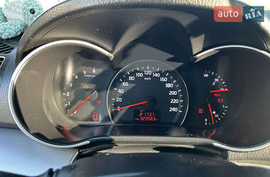 Внедорожник / Кроссовер Kia Sorento 2013 в 