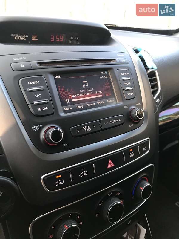 Внедорожник / Кроссовер Kia Sorento 2014 в Киеве фото 6 Внедорожник / Кроссовер Kia Sorento 2014 в Киеве