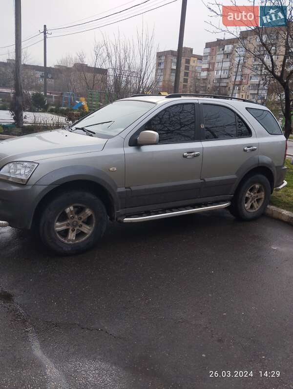 Внедорожник / Кроссовер Kia Sorento 2003 в Кривом Роге