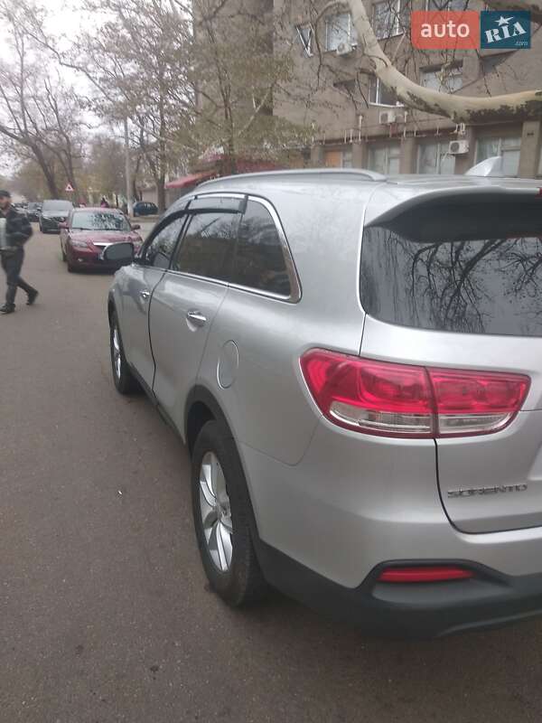 Внедорожник / Кроссовер Kia Sorento 2015 в Николаеве фото 11 Внедорожник / Кроссовер Kia Sorento 2015 в Николаеве