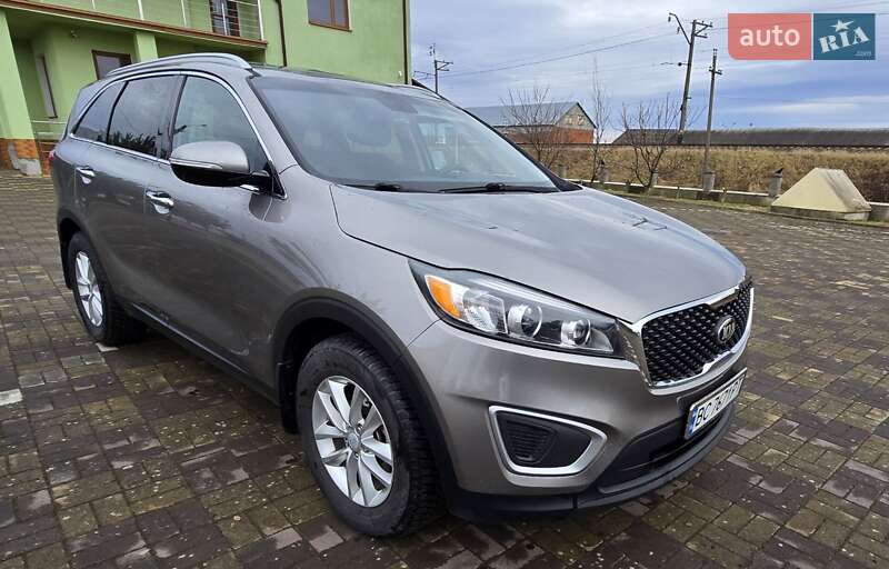 Внедорожник / Кроссовер Kia Sorento 2015 в Самборе
