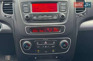Внедорожник / Кроссовер Kia Sorento 2013 в 