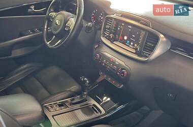 Позашляховик / Кросовер Kia Sorento 2015 в Львові