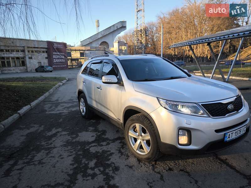 Внедорожник / Кроссовер Kia Sorento 2013 в Ивано-Франковске